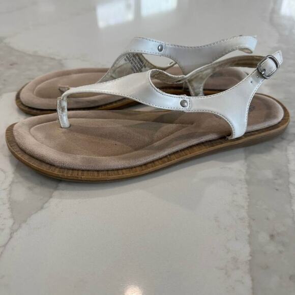 Cliffs By White Mountain Cushioned Slingback Thong Sandal Women’s Size 8M White - Picture 4 of 9